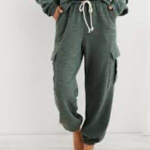 Aerie Baggy Cargo Lightweight Sweatpants
